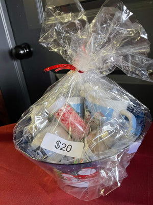 Open image in slideshow, Gift Baskets
